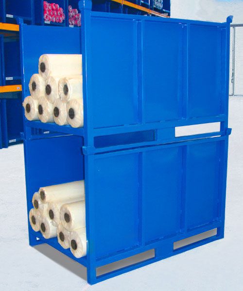 Pallet porta stoffe blu sovrapposti