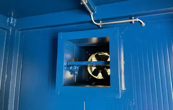 Dispositivo interno di ricambio aria forzato nella camera termica